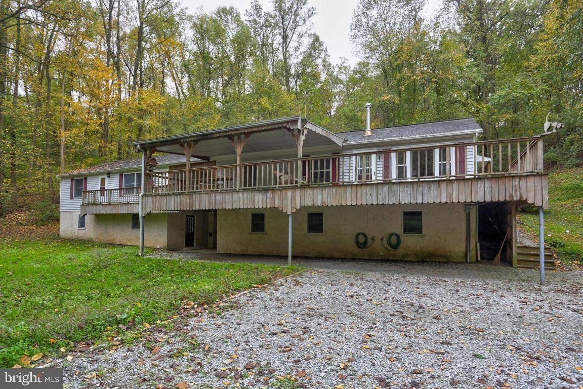 Pequea, PA 17565,682 RIVER RD