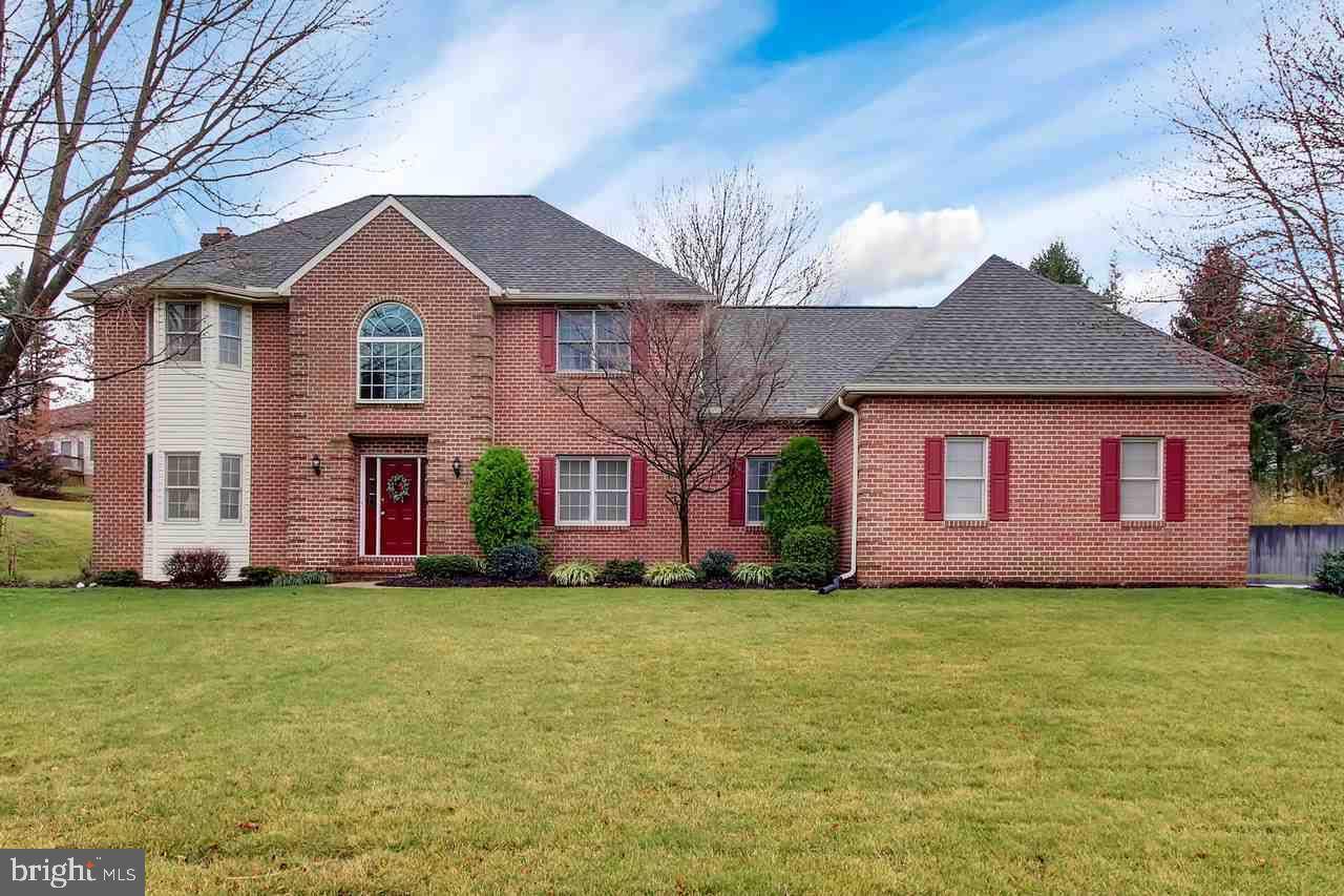 York Twp, PA 17402,2712 PRIMROSE LN