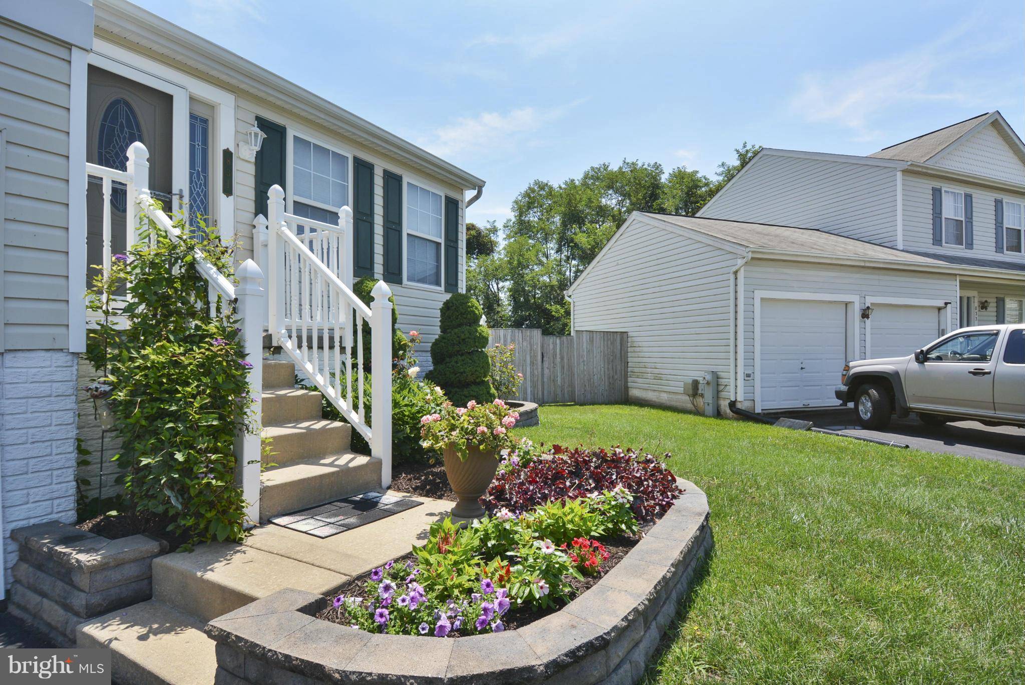 Joppa, MD 21085,831 WOODMONT CT