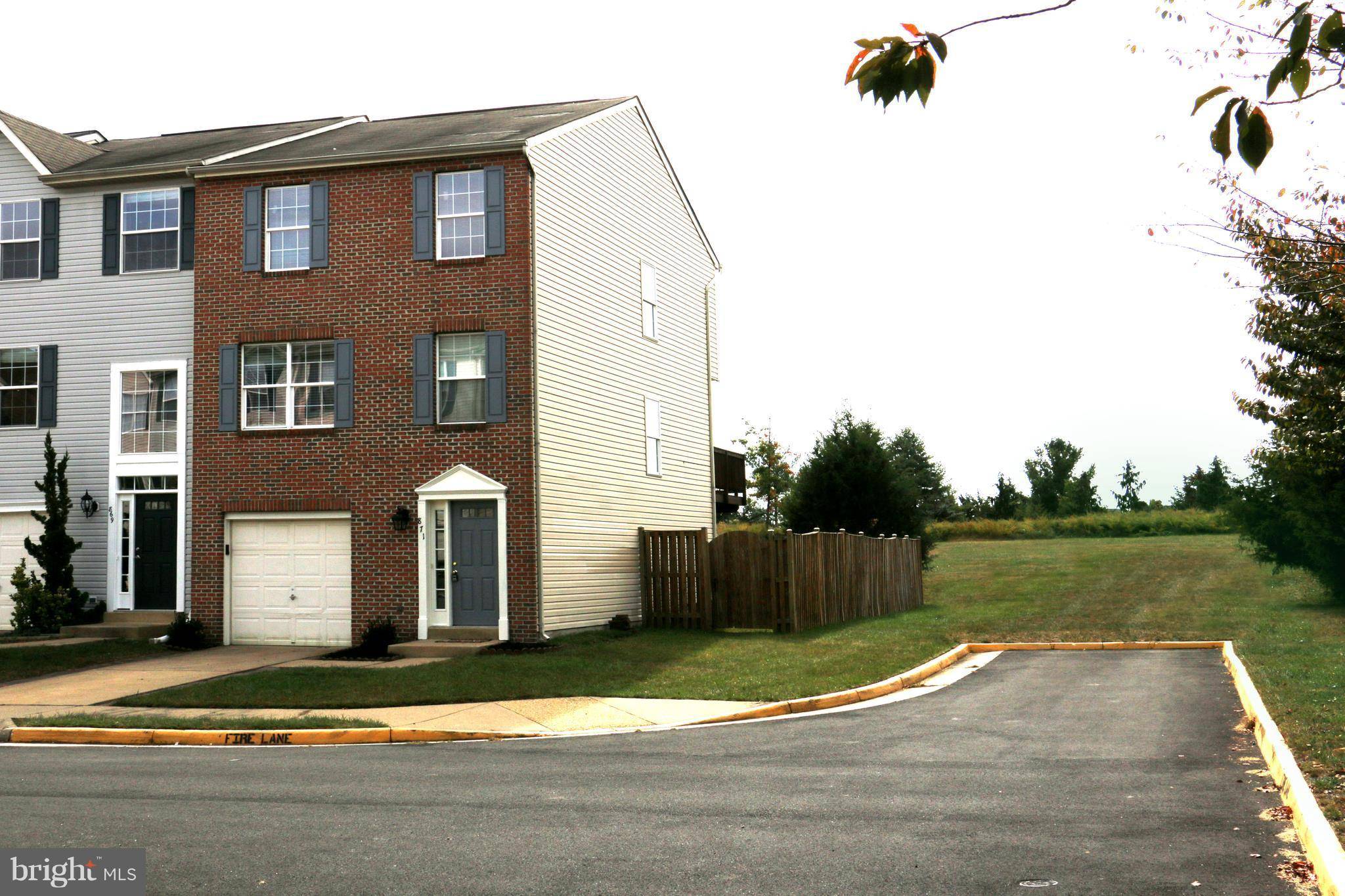 Leesburg, VA 20175,871 VANDERBILT TER SE