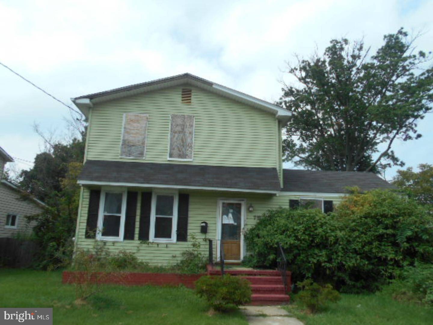 Delanco, NJ 08075,722 LAUREL ST