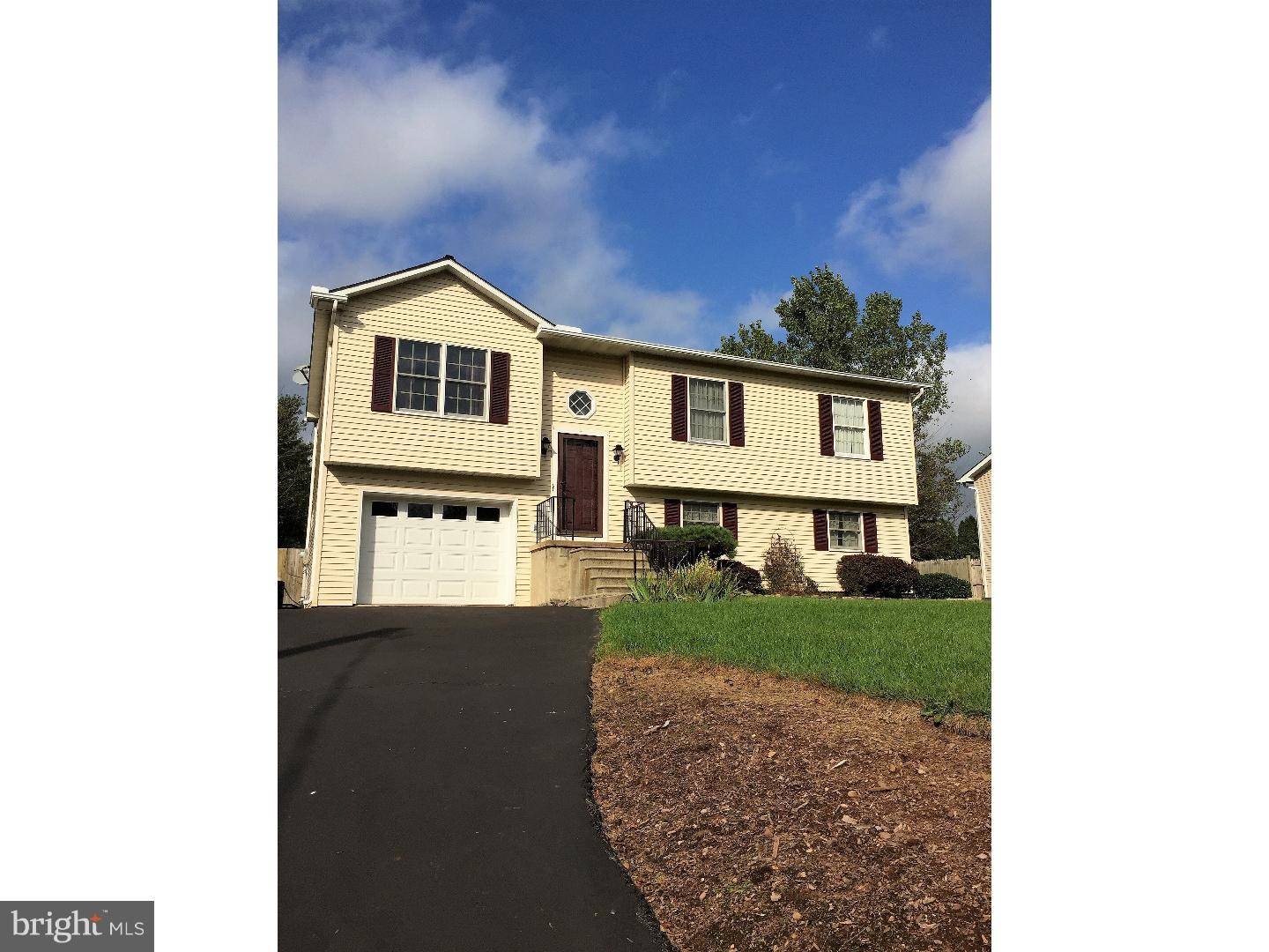 Schuylkill Haven, PA 17972,1438 WYNONAH DR