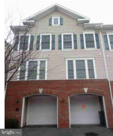 Alexandria, VA 22306,7125 MASON GROVE CT #10