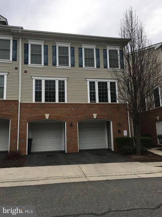 Alexandria, VA 22306,7131 HUNTLEY CREEK PL #53