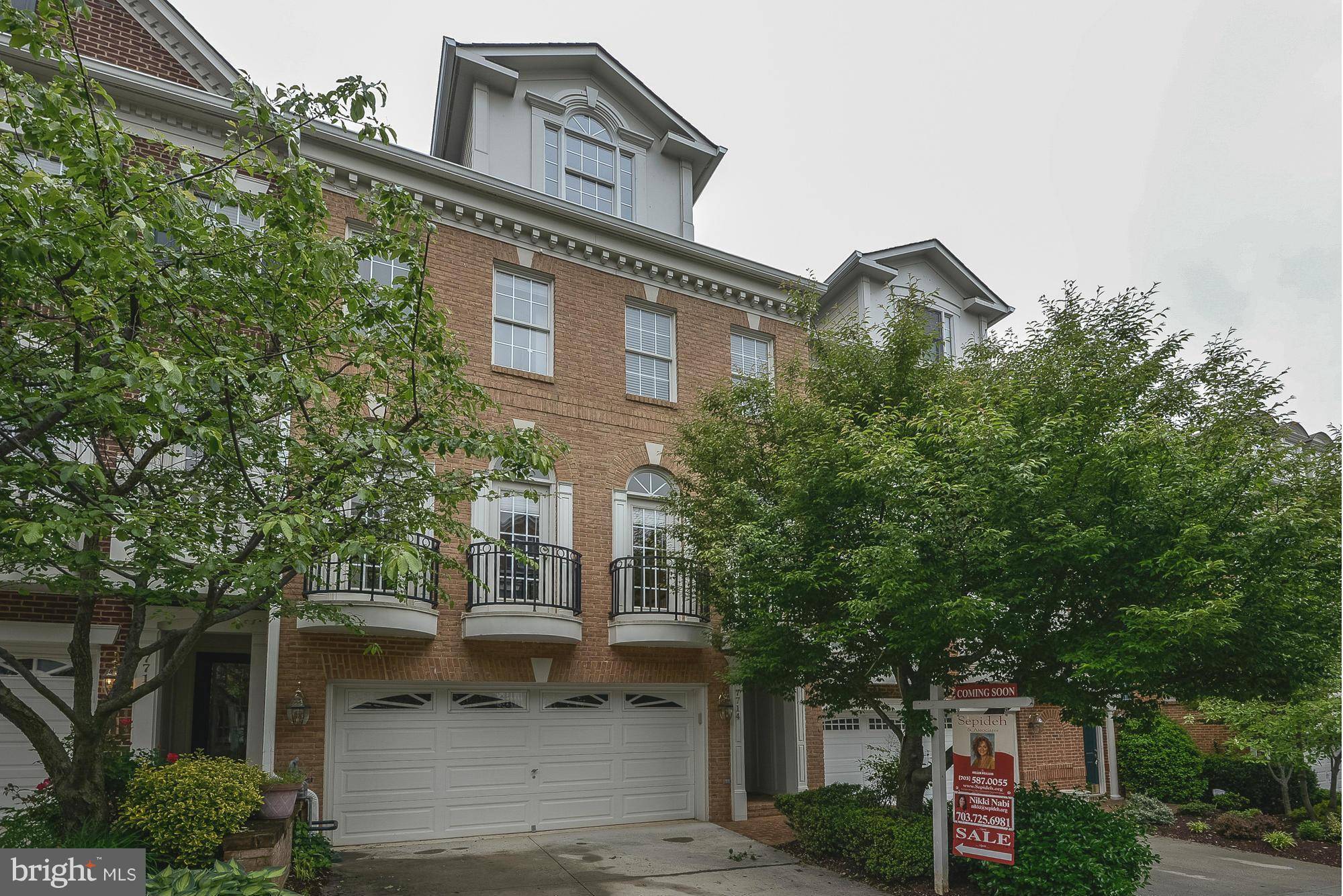 Mclean, VA 22102,7714 SPOLETO LN #54