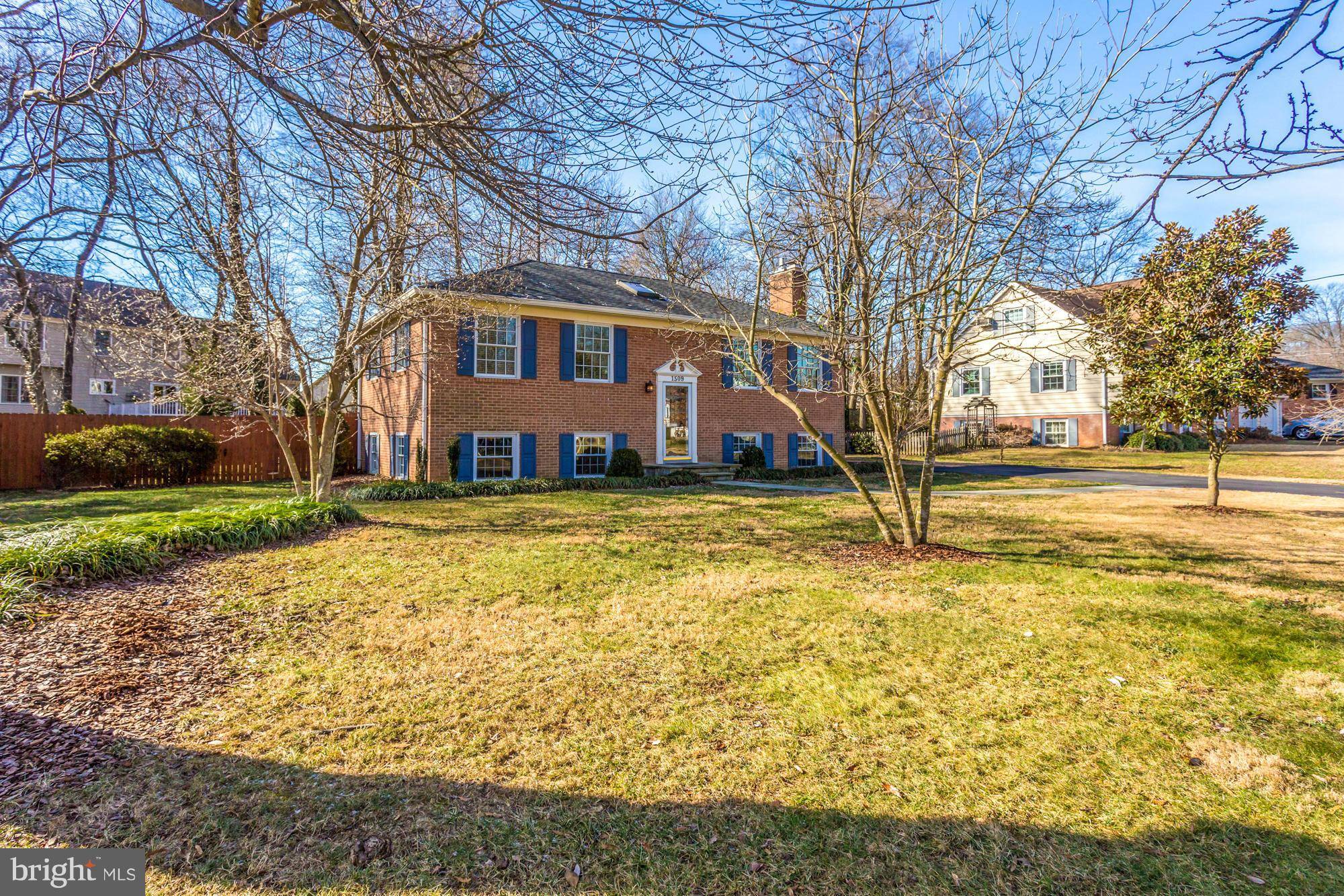 Alexandria, VA 22308,1509 COOL SPRING DR