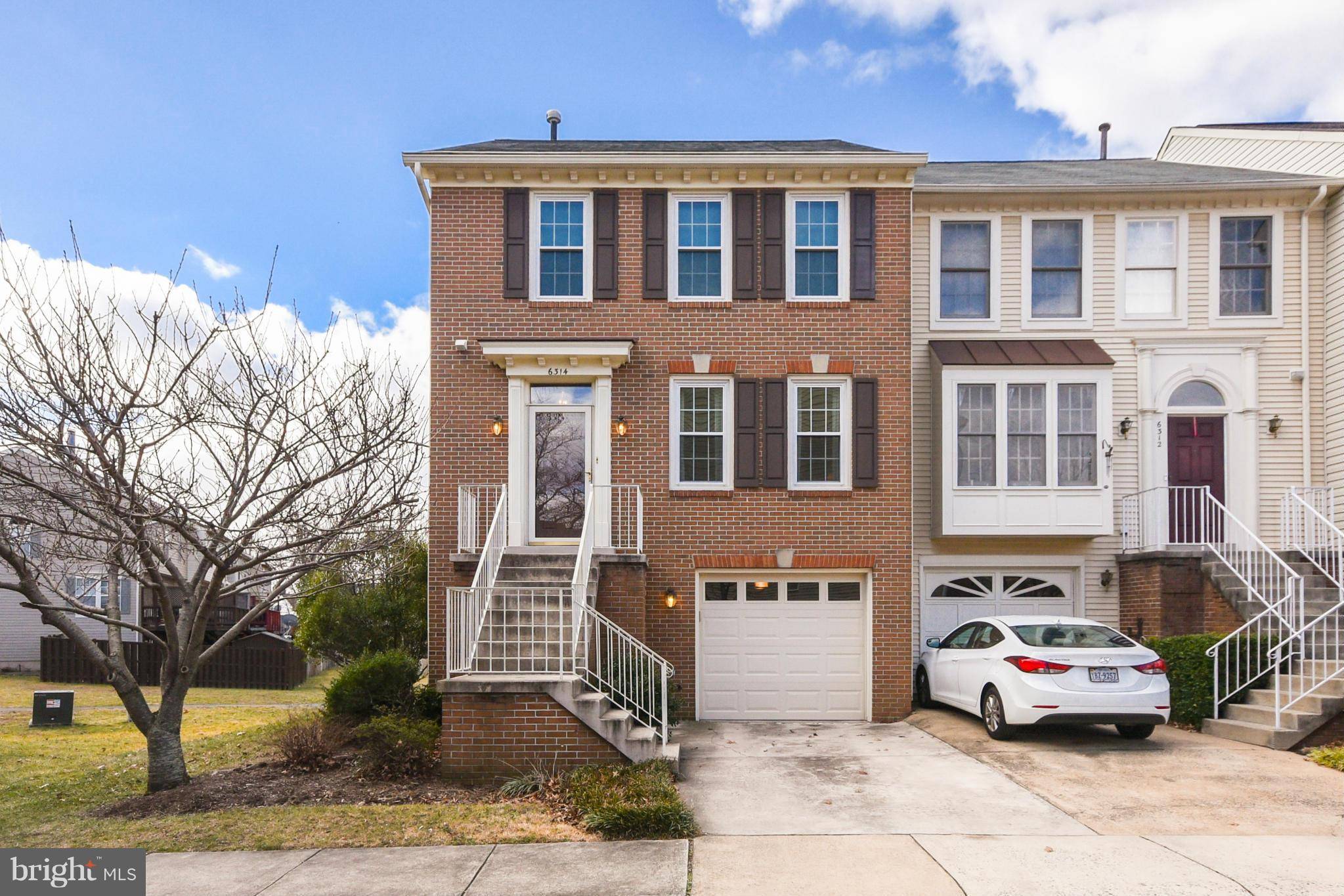 Centreville, VA 20121,6314 GUN CAP CT