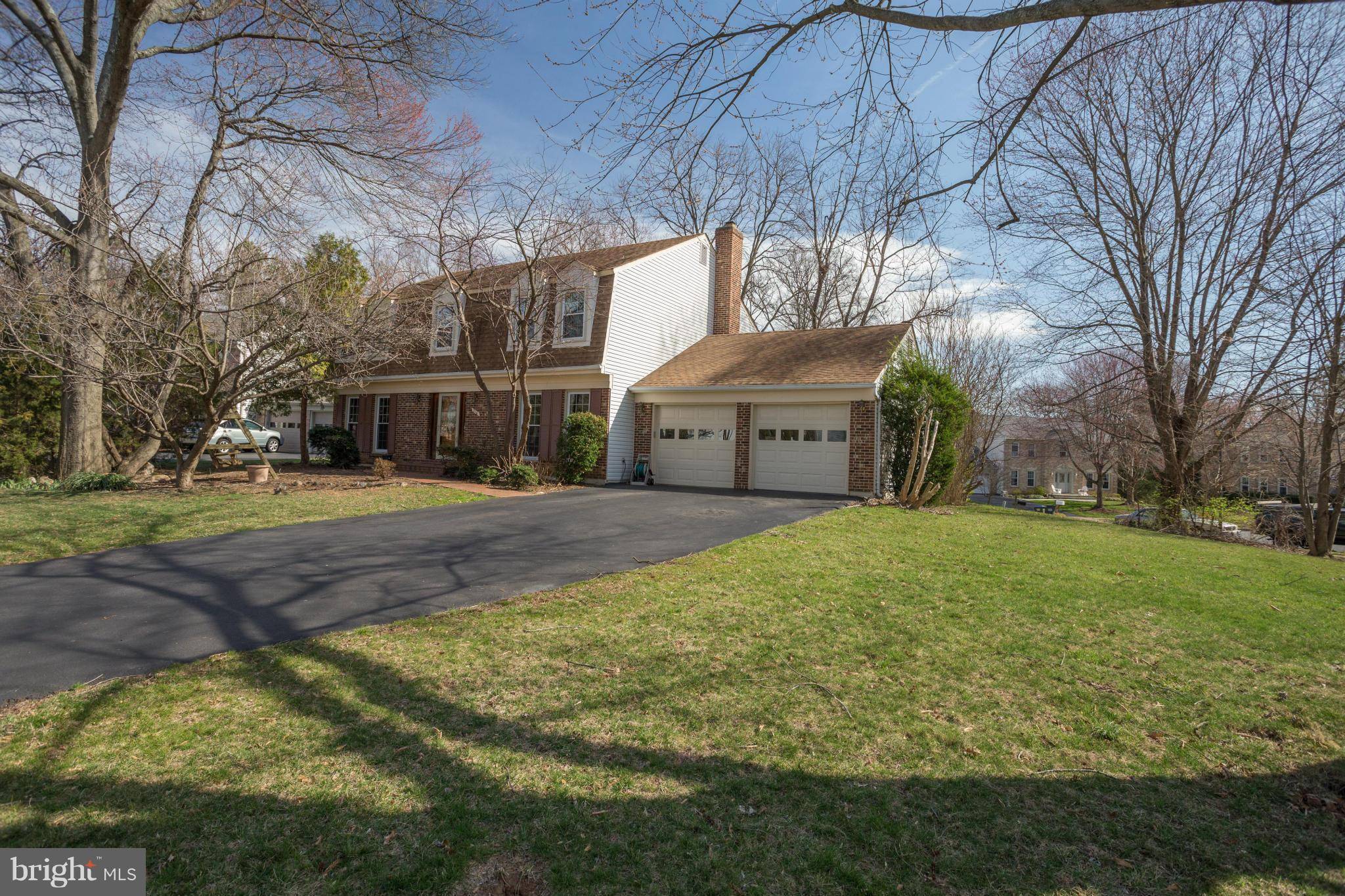 Vienna, VA 22181,210 APPLE BLOSSOM CT