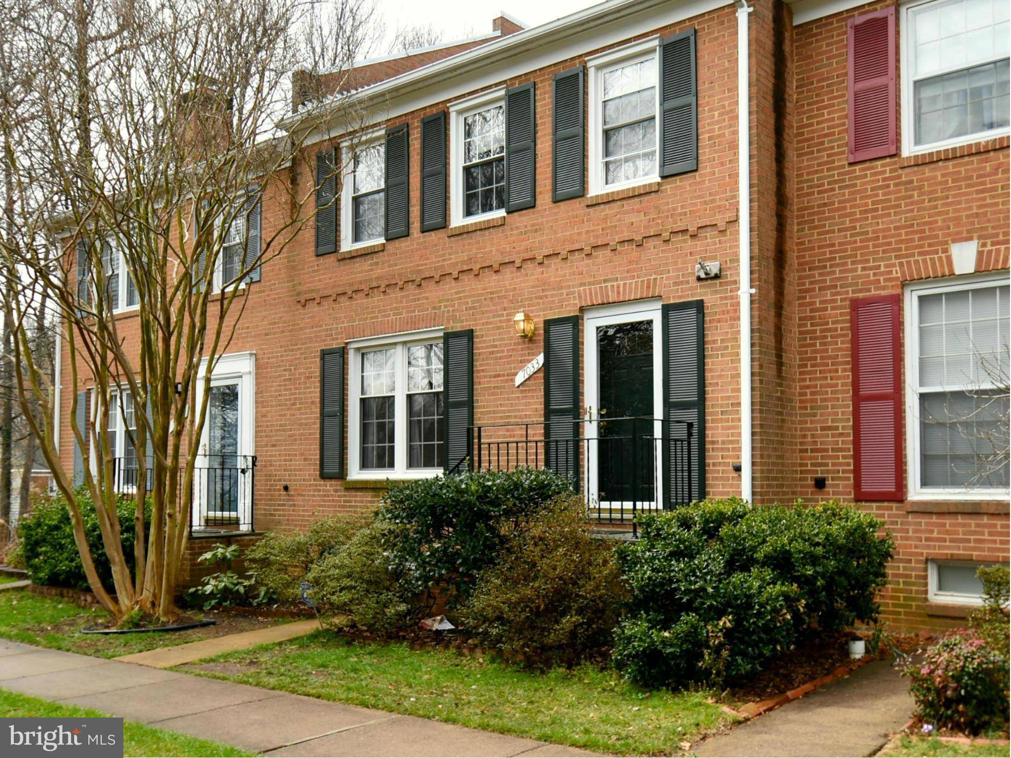 Springfield, VA 22151,7033 LEESTONE ST