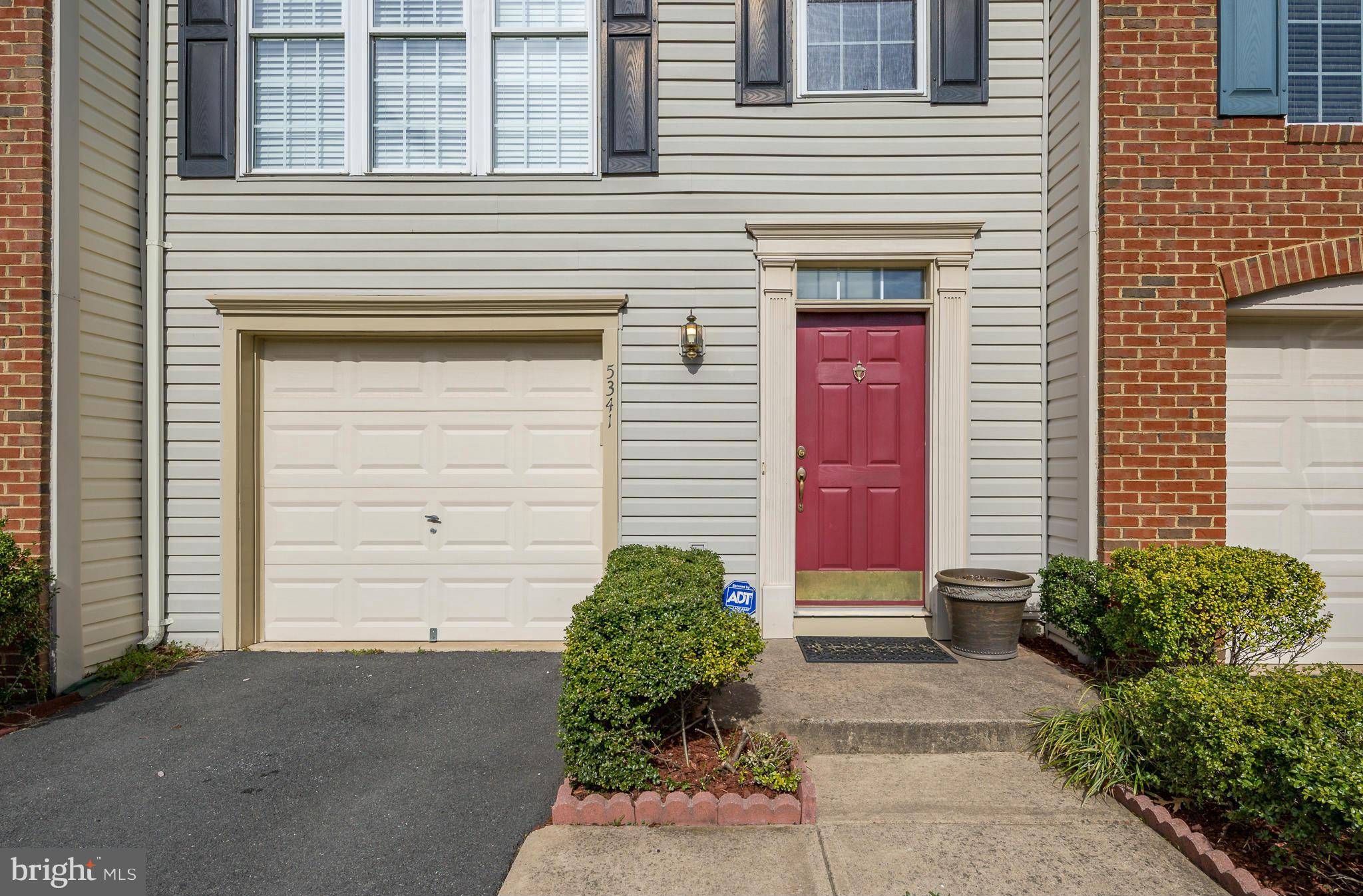 Centreville, VA 20120,5341 ROSEMALLOW CIR