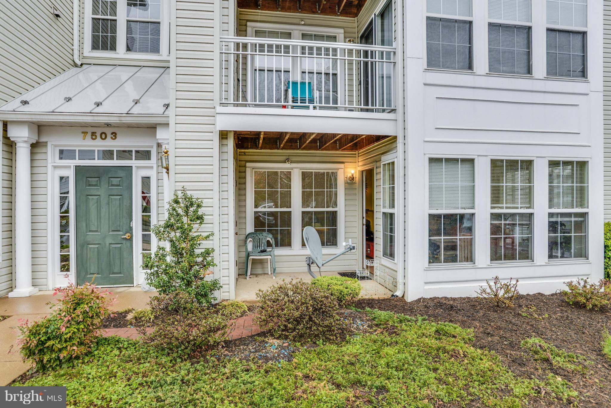 Alexandria, VA 22306,7503 CALDERON CT #232