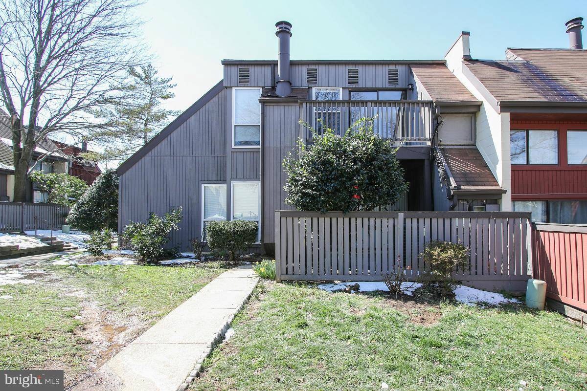 Alexandria, VA 22309,3859 EL CAMINO PL #2