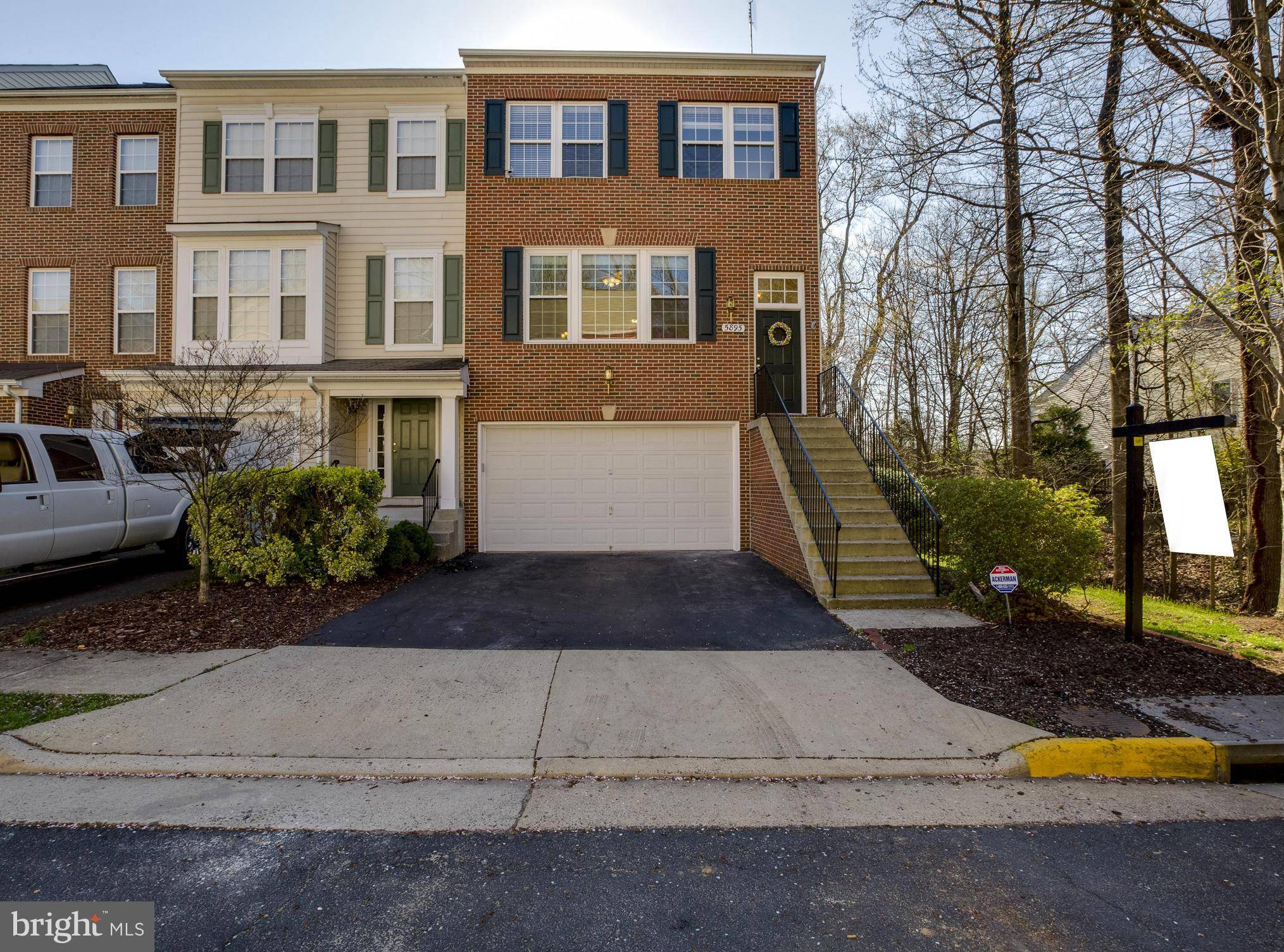 Centreville, VA 20121,5895 AUSABLE WAY