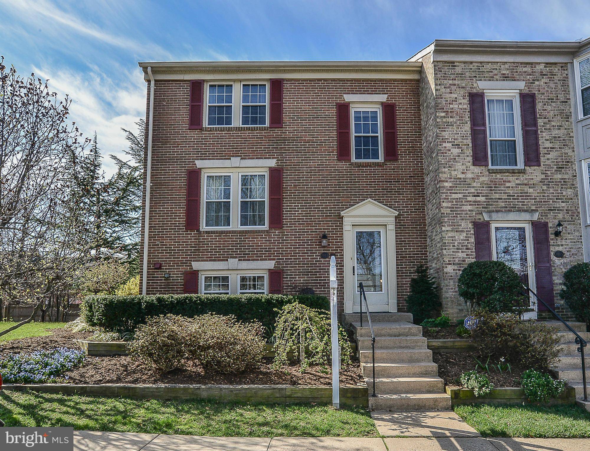 Springfield, VA 22151,7013 BRADDOCK MEWS PL