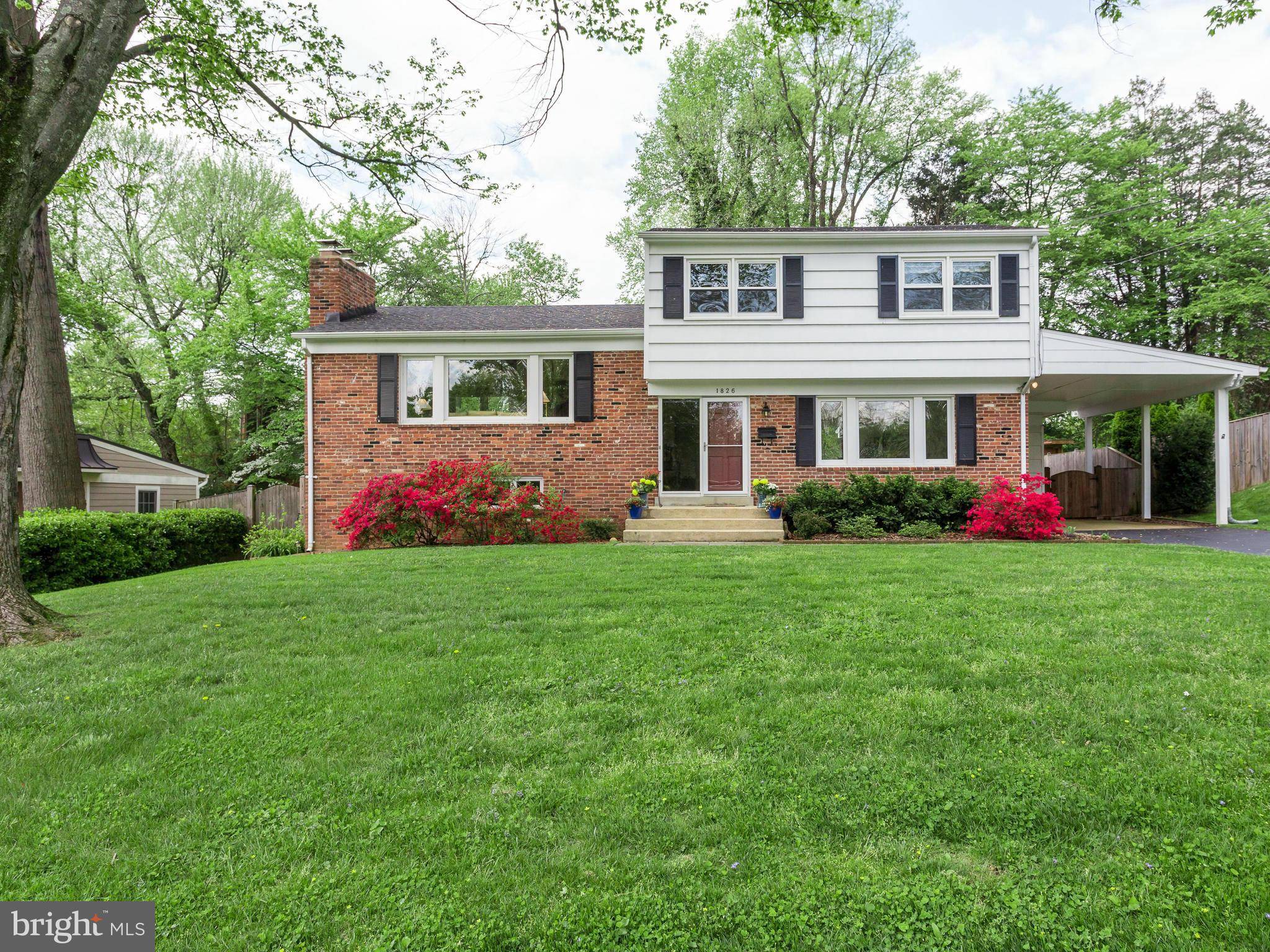 Mclean, VA 22101,1826 DEER DR