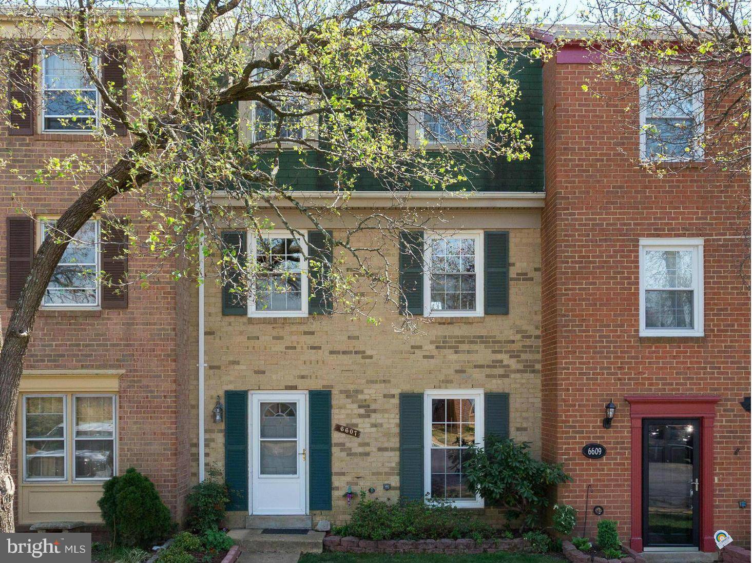 Alexandria, VA 22310,6607 DEER GAP CT