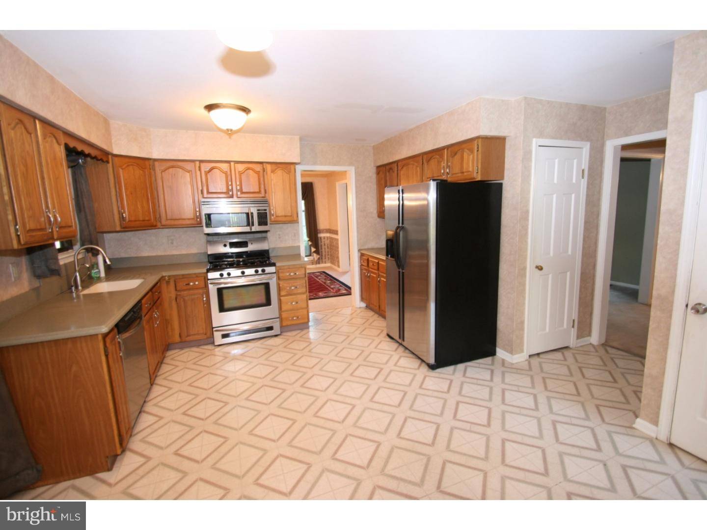 Pittsgrove, NJ 08318,1069 RAINBOW CIR