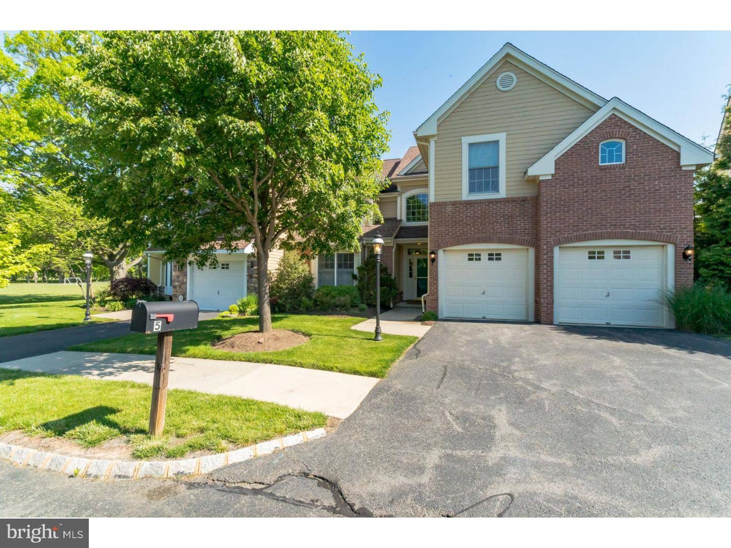 Princeton, NJ 08540,5 GREEN LEAF CT