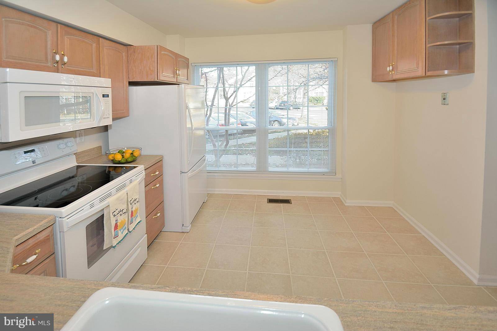 Alexandria, VA 22303,5742 EVERGREEN KNOLL CT