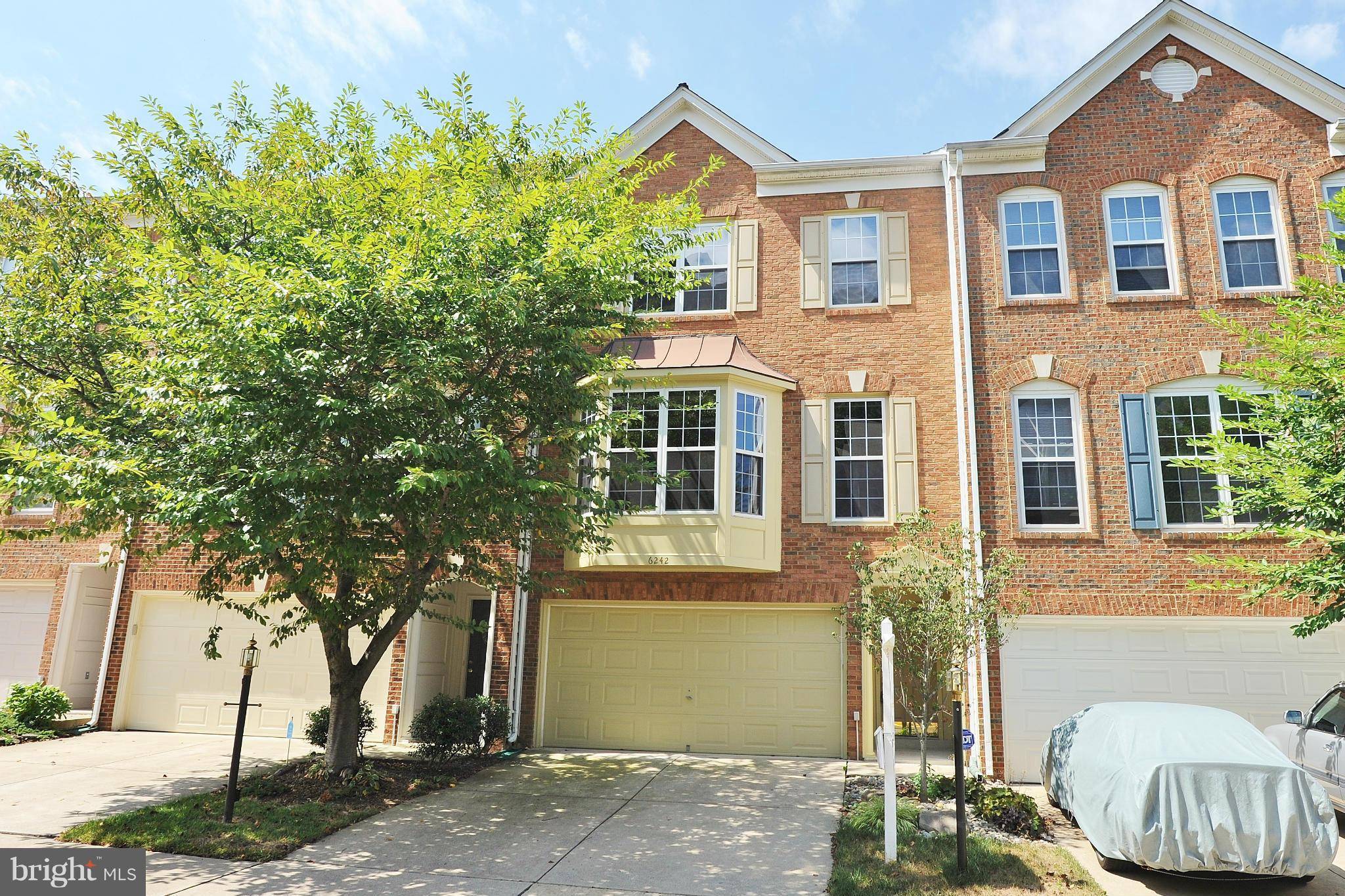 Alexandria, VA 22312,6242 SPLIT CREEK LN