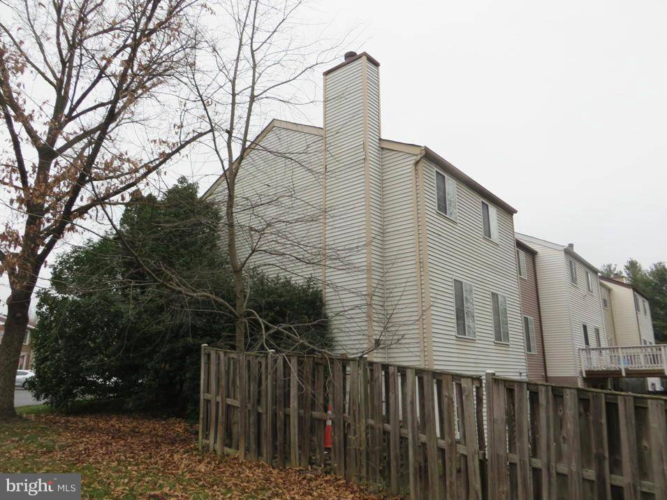 Falls Church, VA 22042,2911 BRIDGEHAMPTON CT