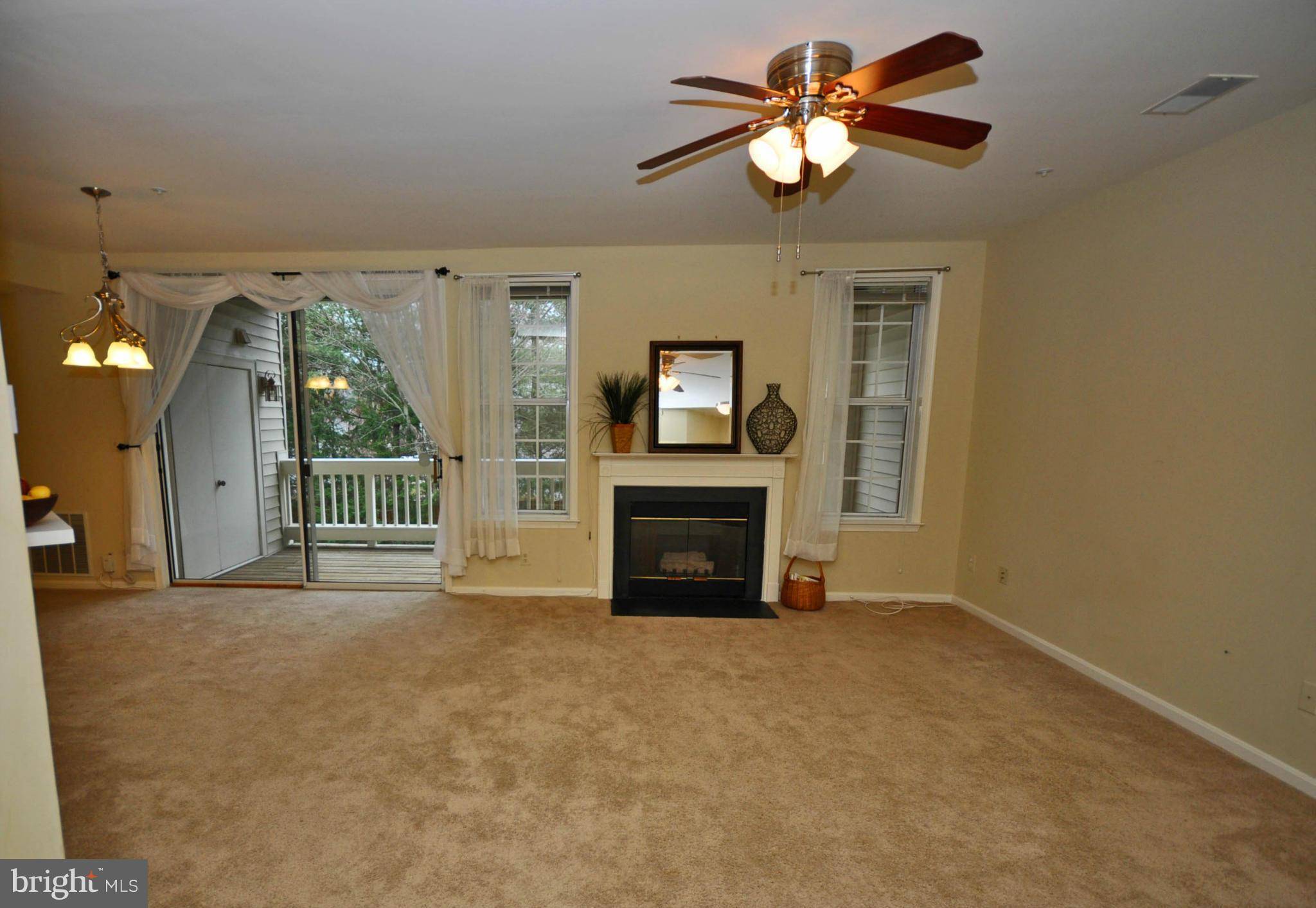 Alexandria, VA 22315,6844 BRINDLE HEATH WAY #D