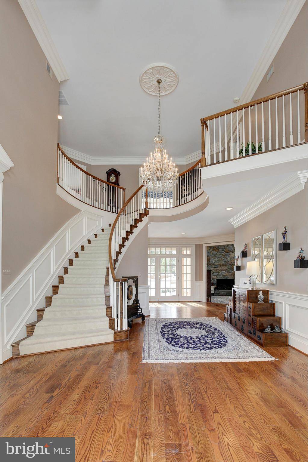 Mclean, VA 22102,8403 BROOKEWOOD CT