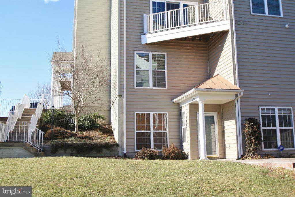 Alexandria, VA 22312,6325-D EAGLE RIDGE LN #32