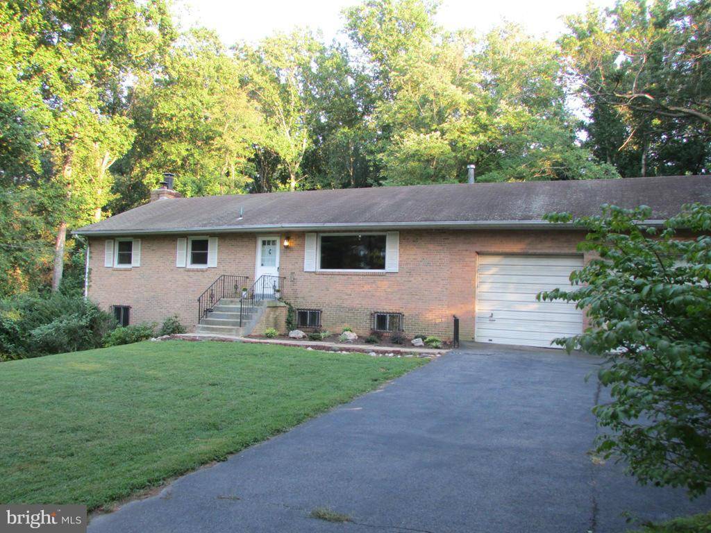 Annandale, VA 22003,8313 ROBEY AVE