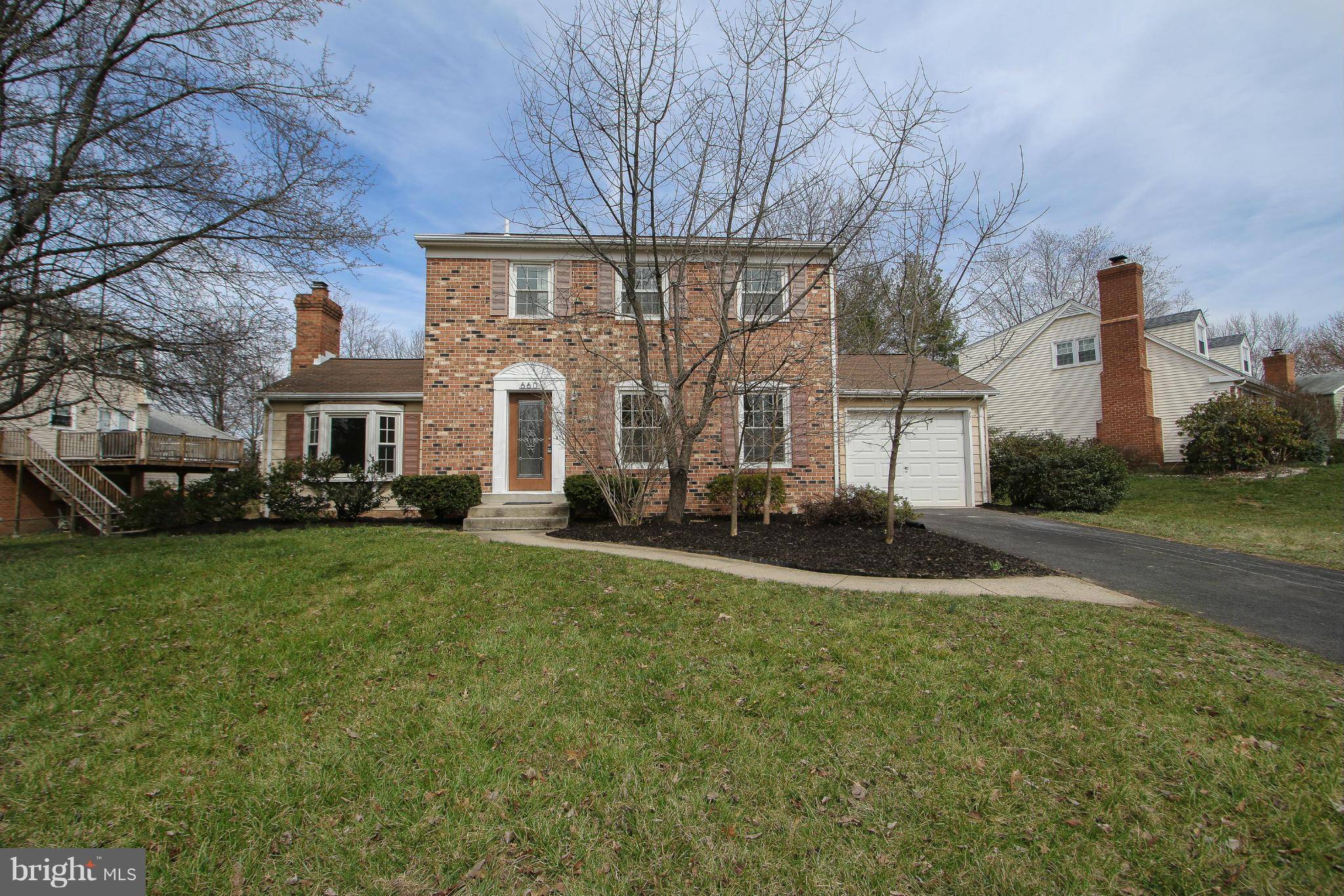 Herndon, VA 20170,660 ERIC CT