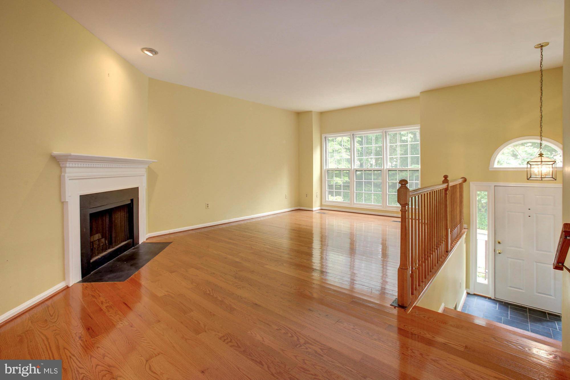 Falls Church, VA 22043,2283 KINGS GARDEN WAY