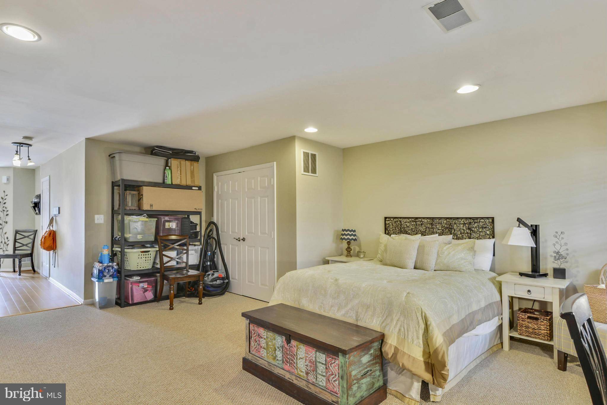 Alexandria, VA 22315,6945 LERWICK CT