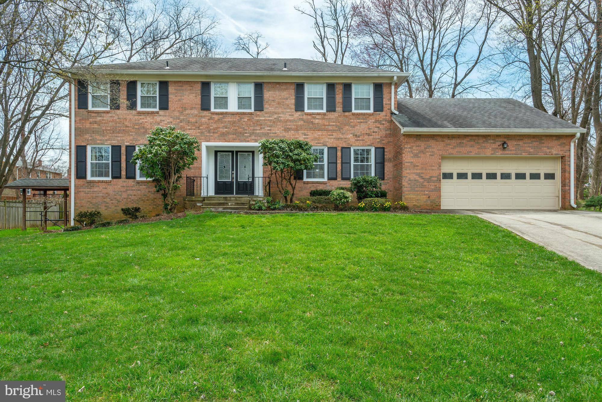 Mclean, VA 22102,7817 CALPURNIA CT