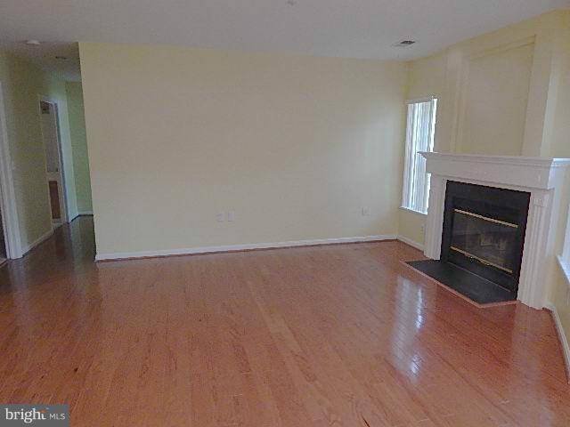 Fairfax, VA 22033,4215 MOZART BRIGADE LN #3