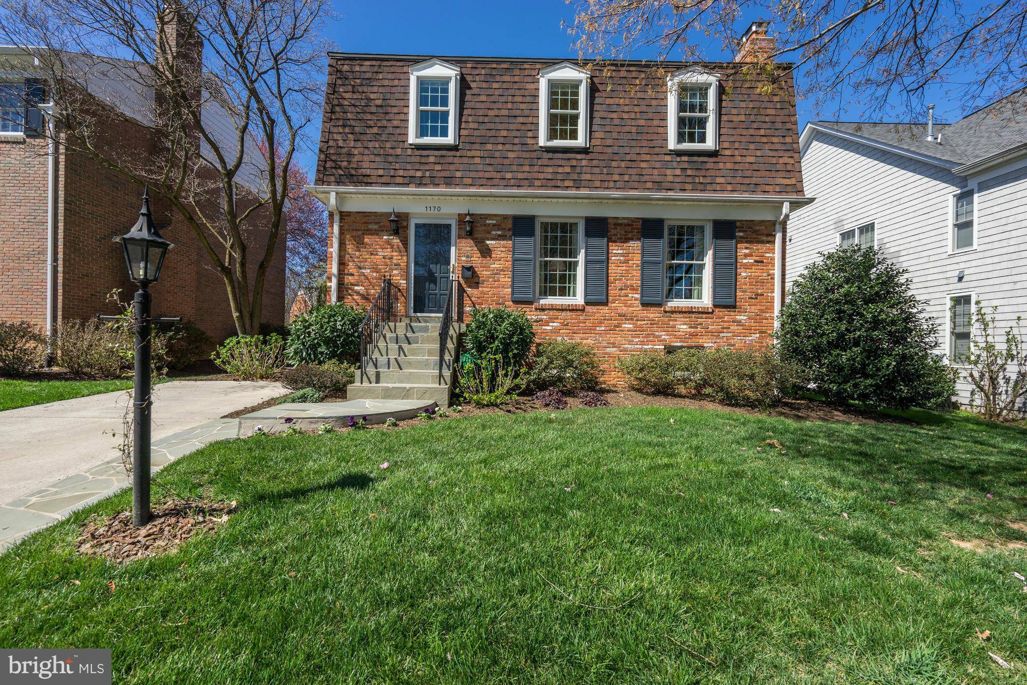 Mclean, VA 22101,1170 COLONIAL RD