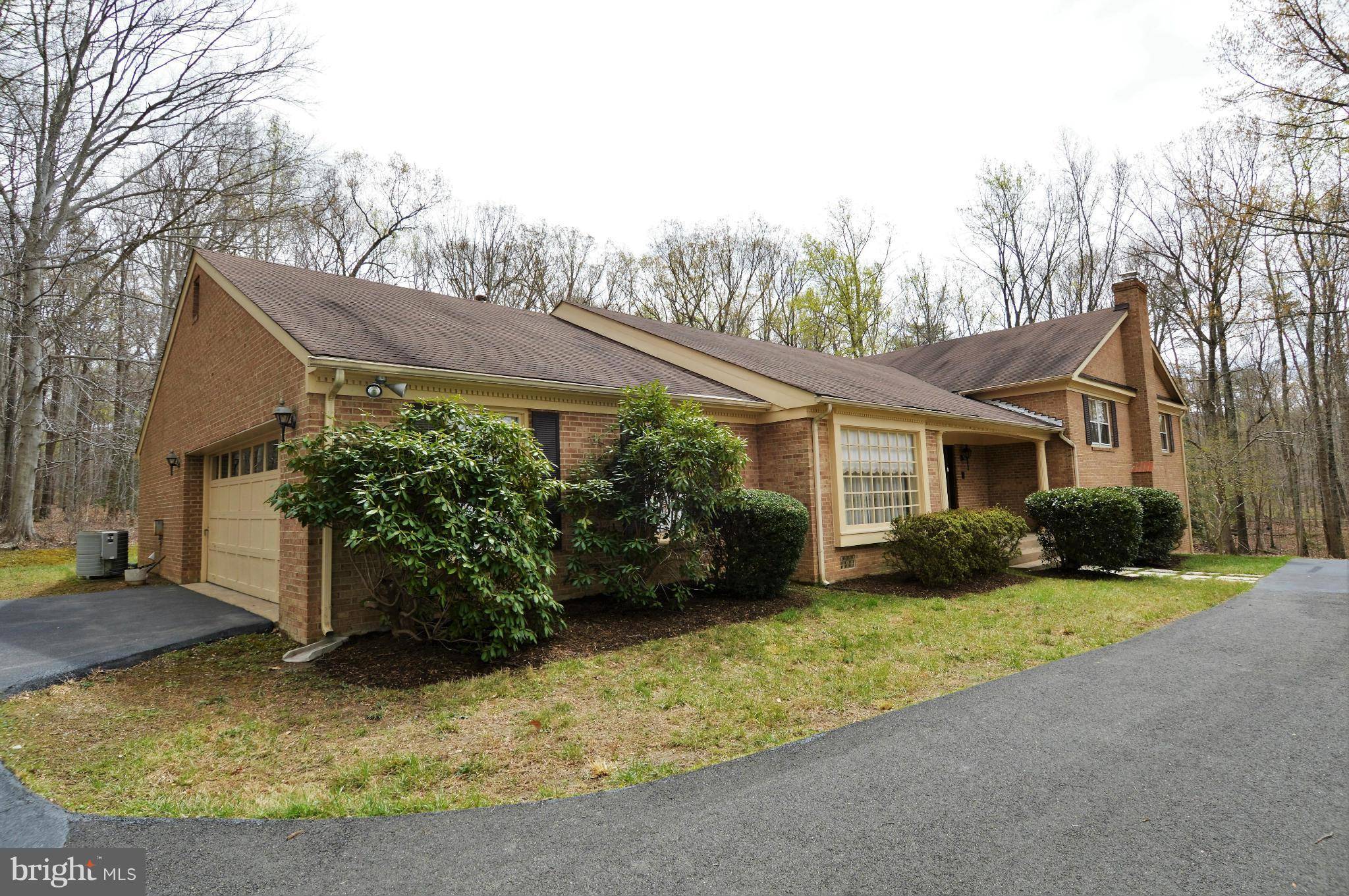 Fairfax Station, VA 22039,7505 THISTLEDOWN TRL