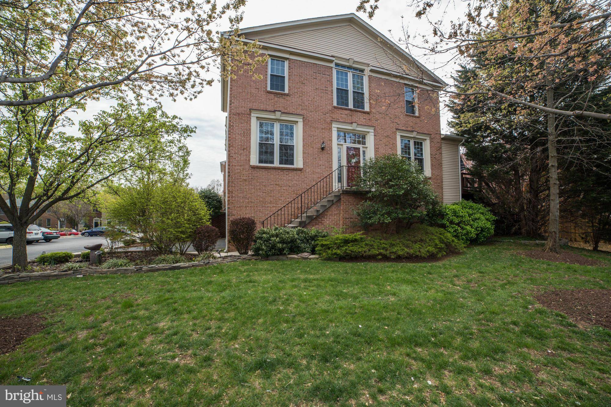 Alexandria, VA 22315,7432 COLLINS MEADE WAY