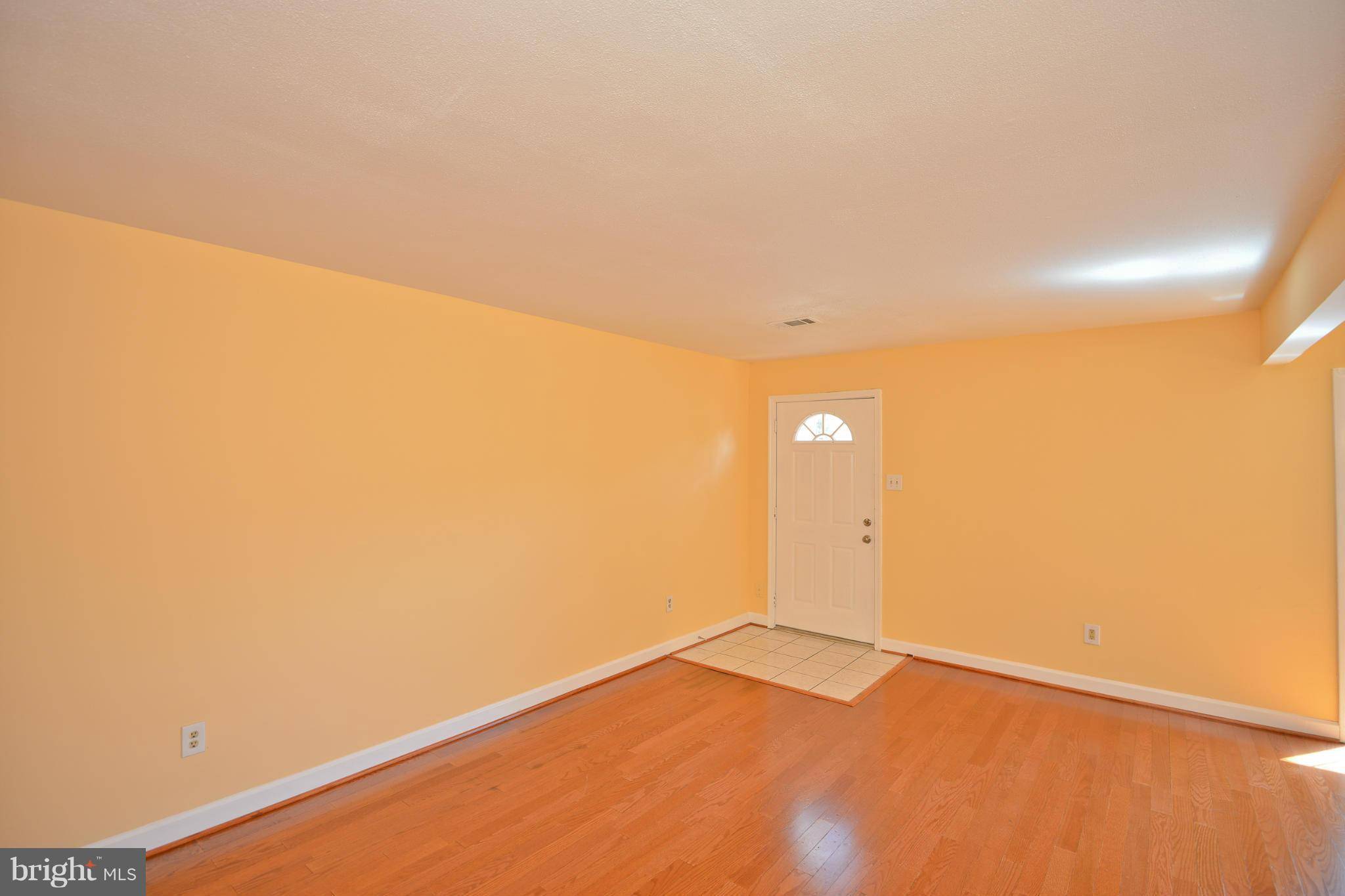 Alexandria, VA 22309,7967 SAN LEANDRO PL #103D