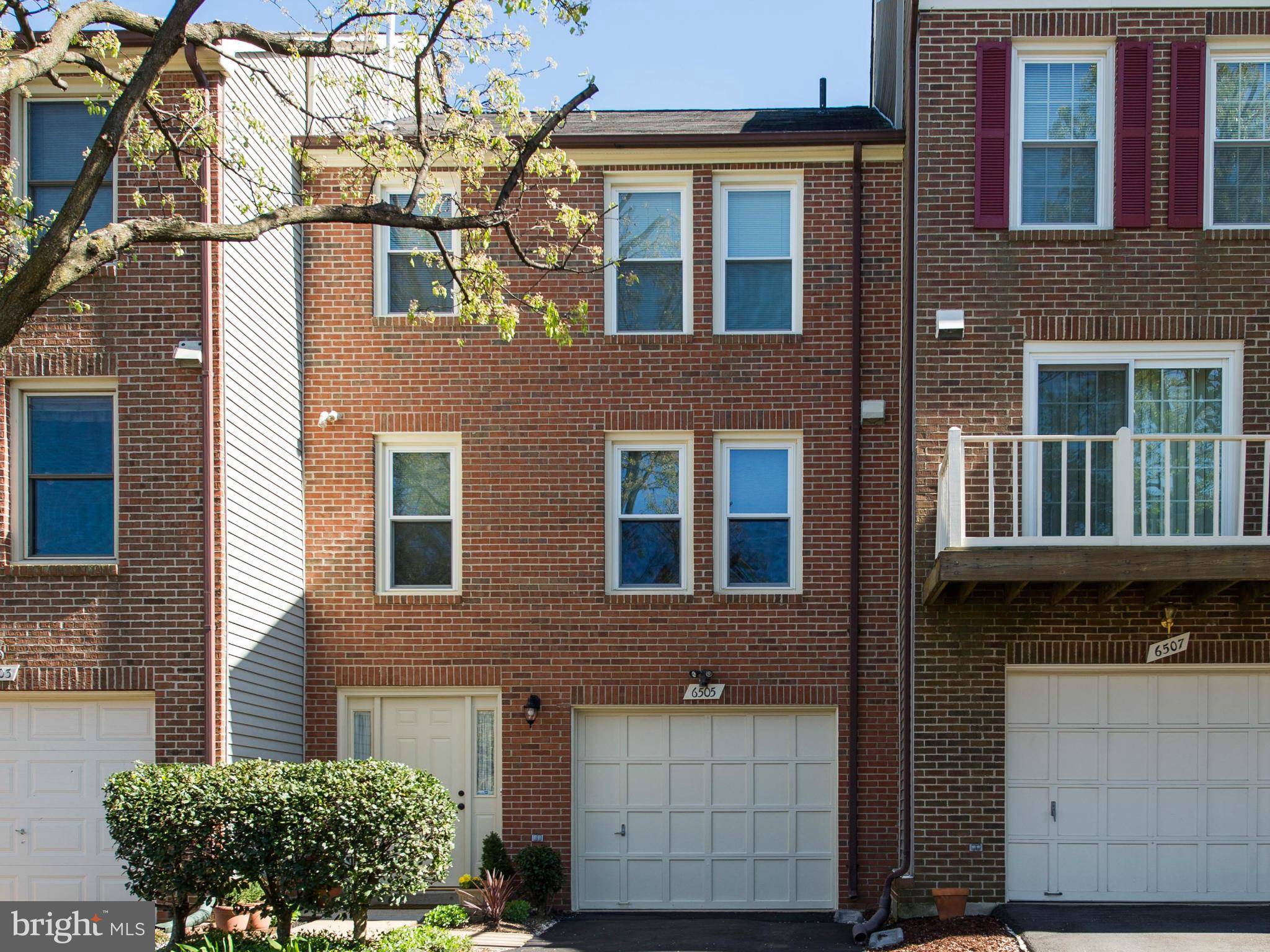 Alexandria, VA 22312,6505 RIVER TWEED LN