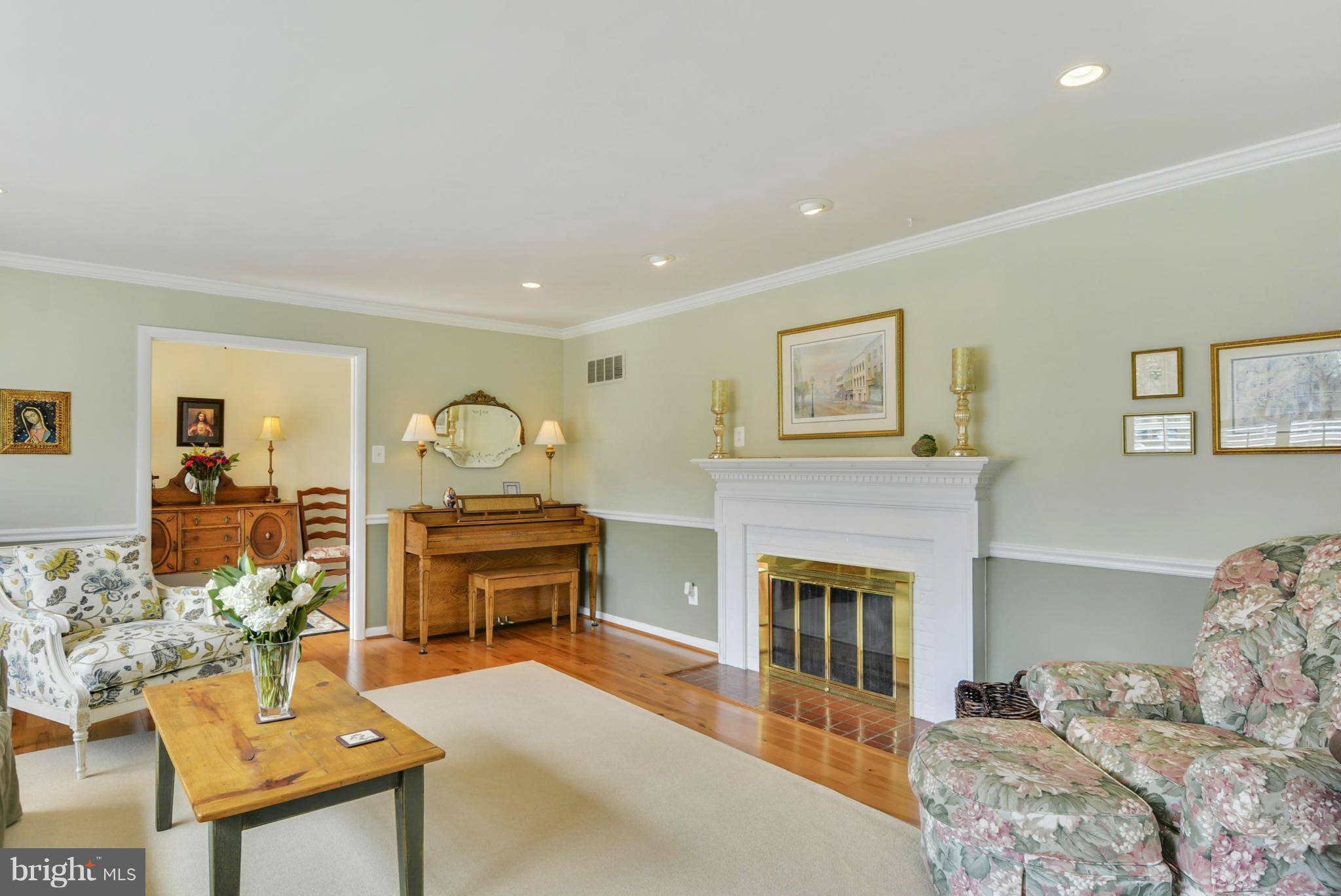 Alexandria, VA 22308,826 ELAINE CT