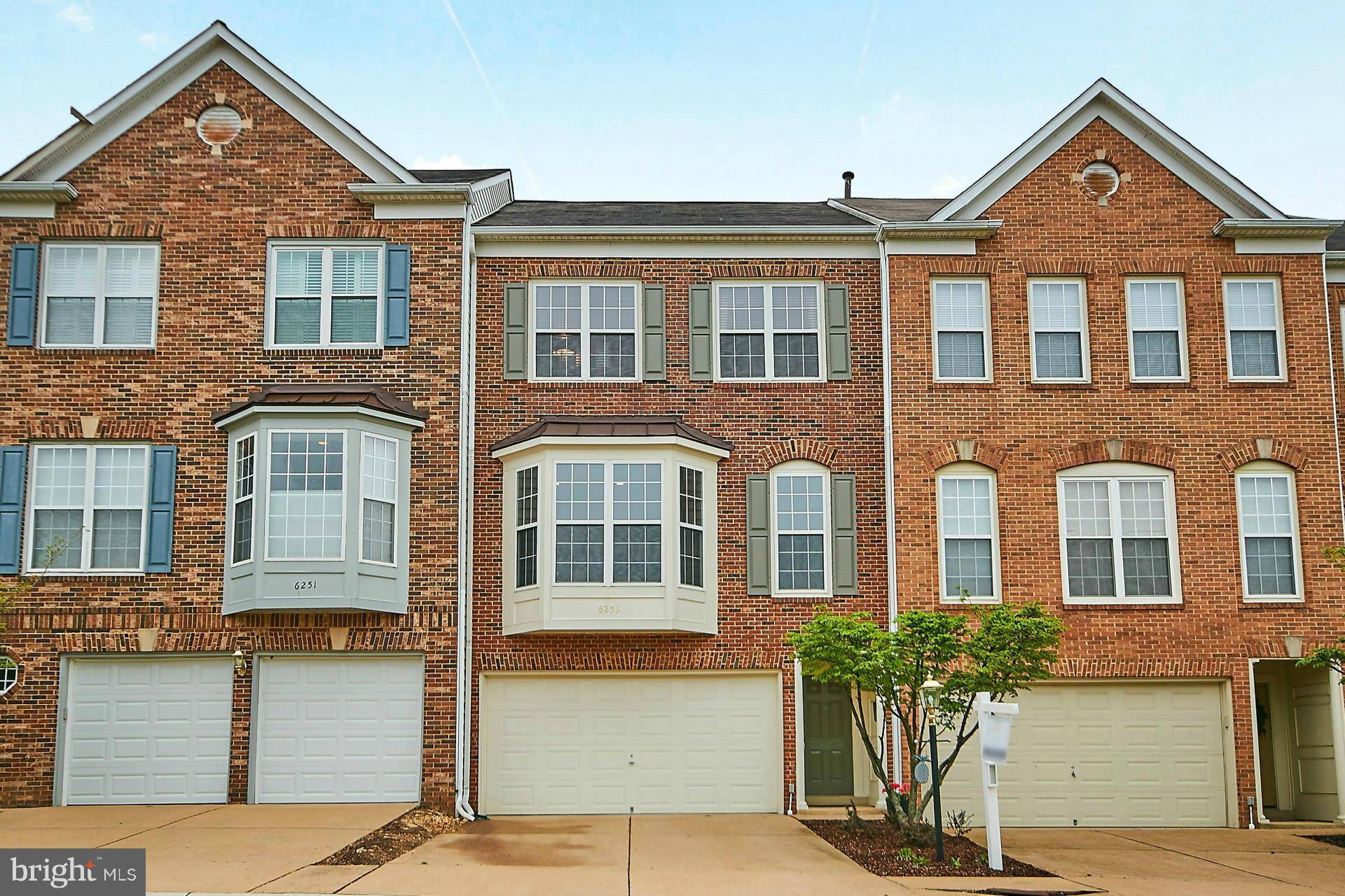 Alexandria, VA 22312,6253 COZY GLEN CT