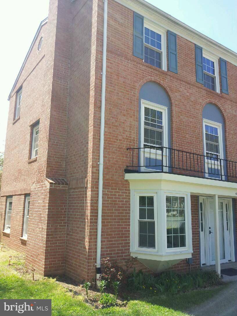 Alexandria, VA 22309,4525 ARENDALE SQ