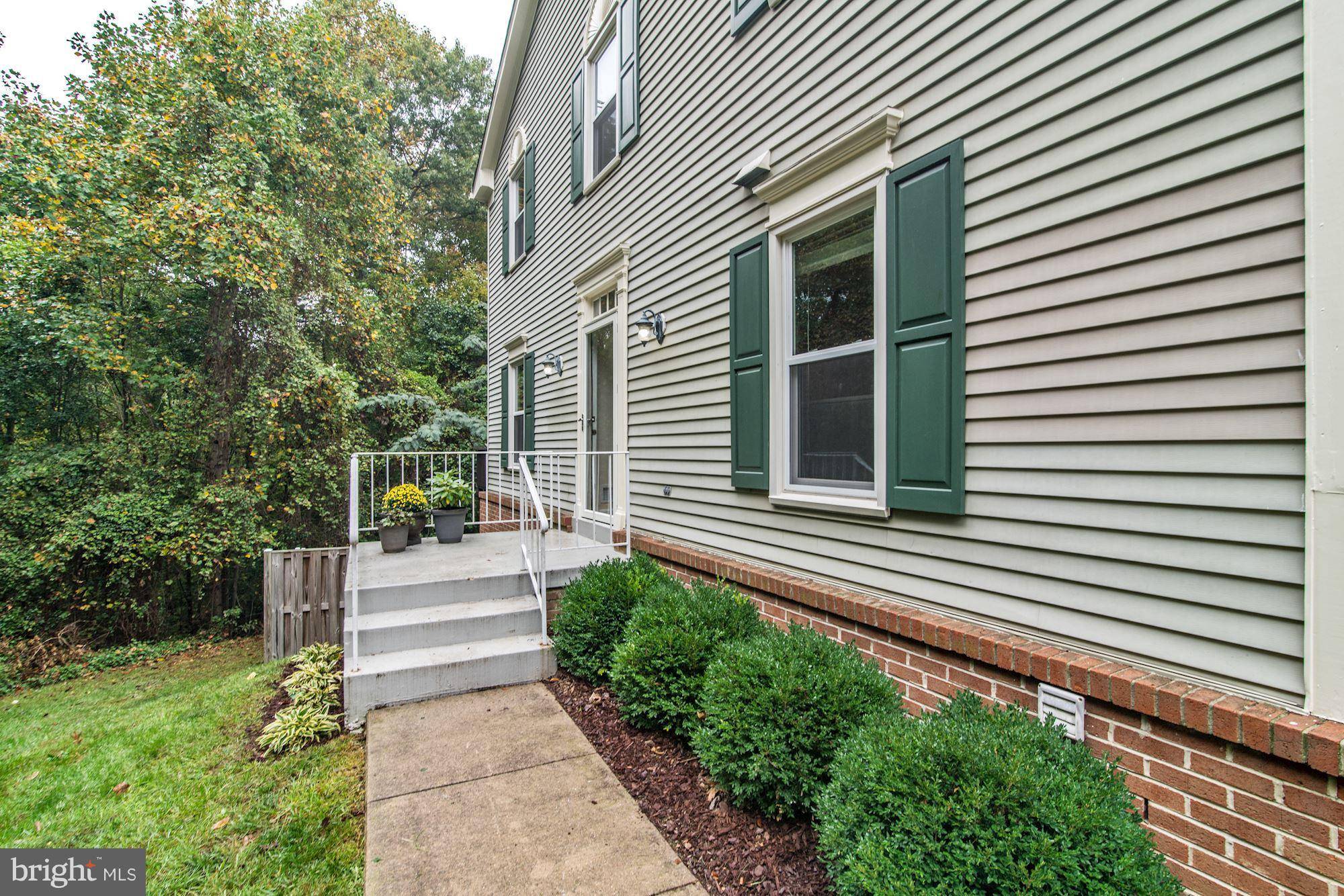 Springfield, VA 22152,8334 RIDGE CROSSING LN