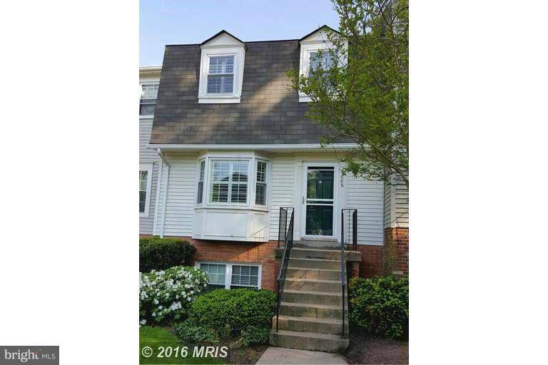 Burke, VA 22015,6006 OLD LANDING WAY #14