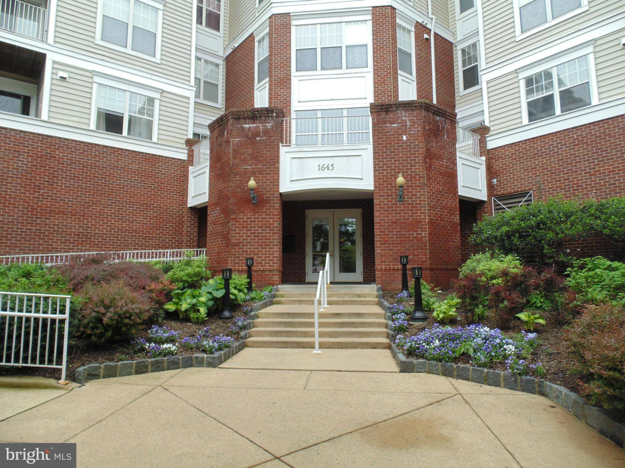 Mclean, VA 22102,1645 INTERNATIONAL DR #202