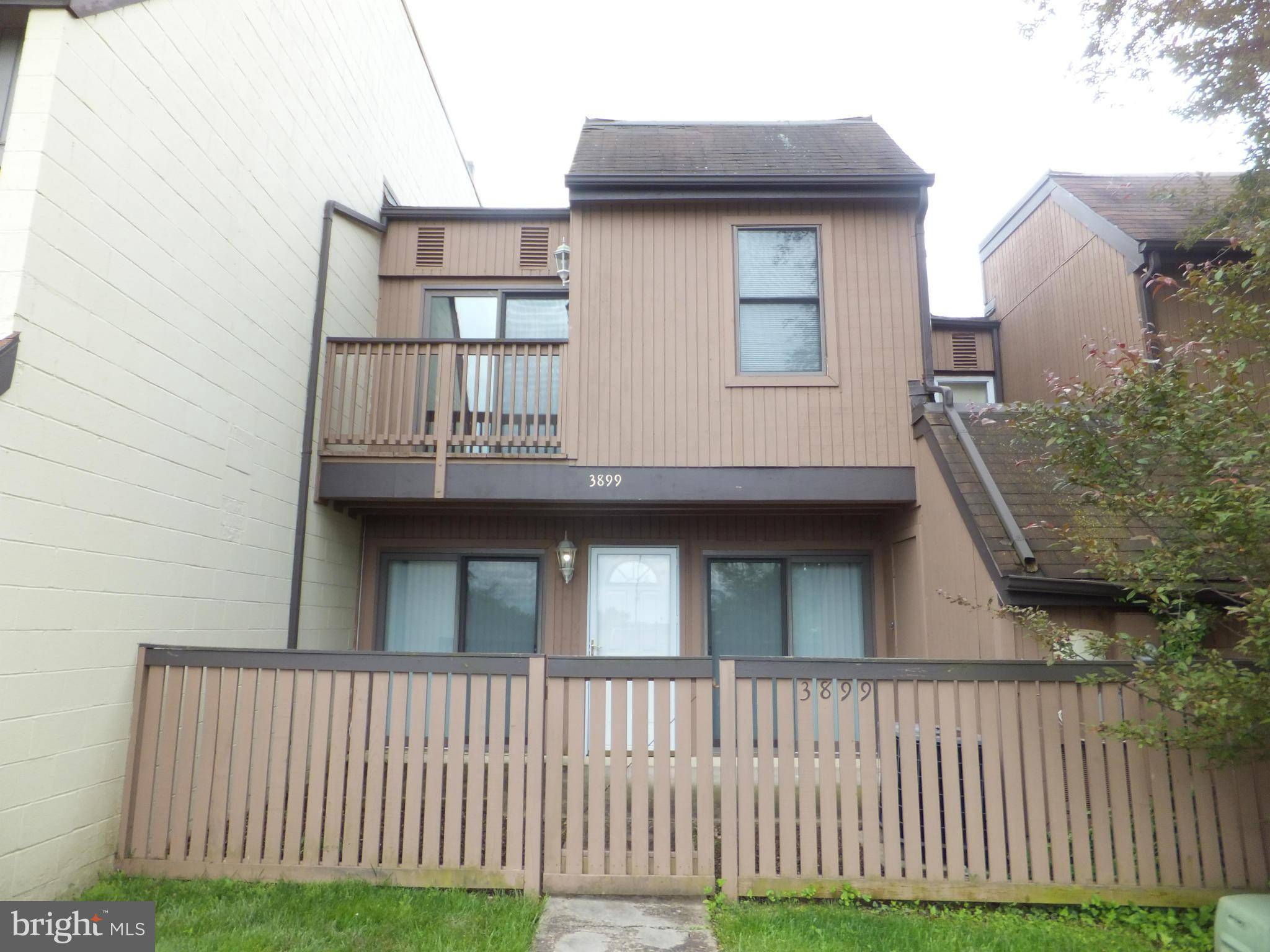 Alexandria, VA 22309,3899 EL CAMINO PL #18