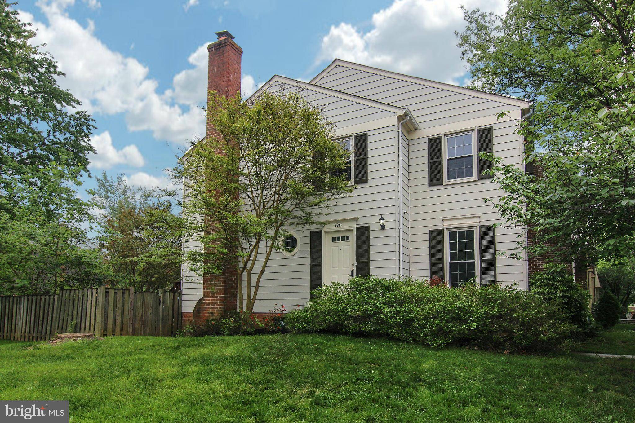 Vienna, VA 22181,2901 VILLAGE SPRING LN