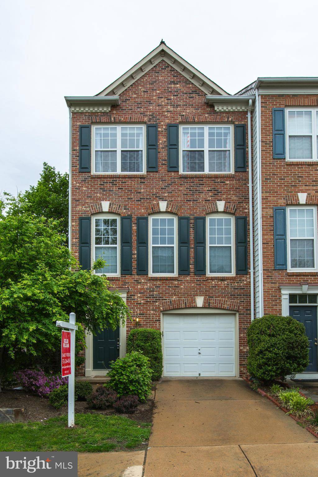 Alexandria, VA 22312,6330 LOCUST TREE LN