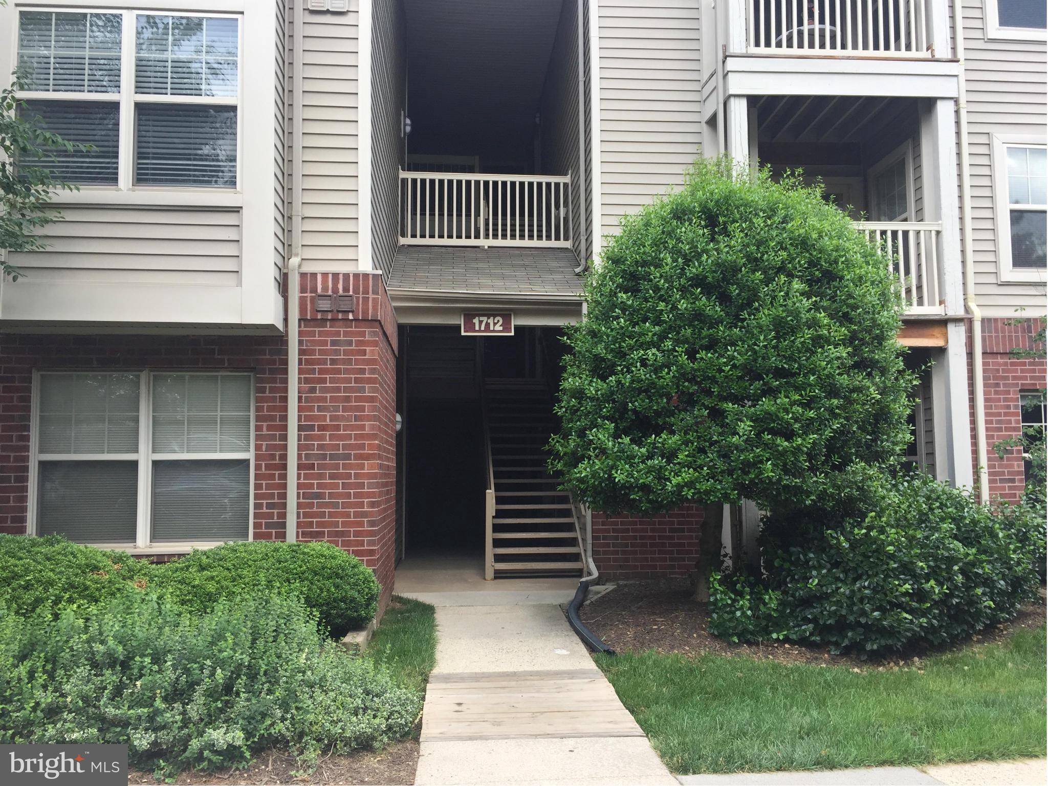 Reston, VA 20190,1712 ABERCROMBY CT #D