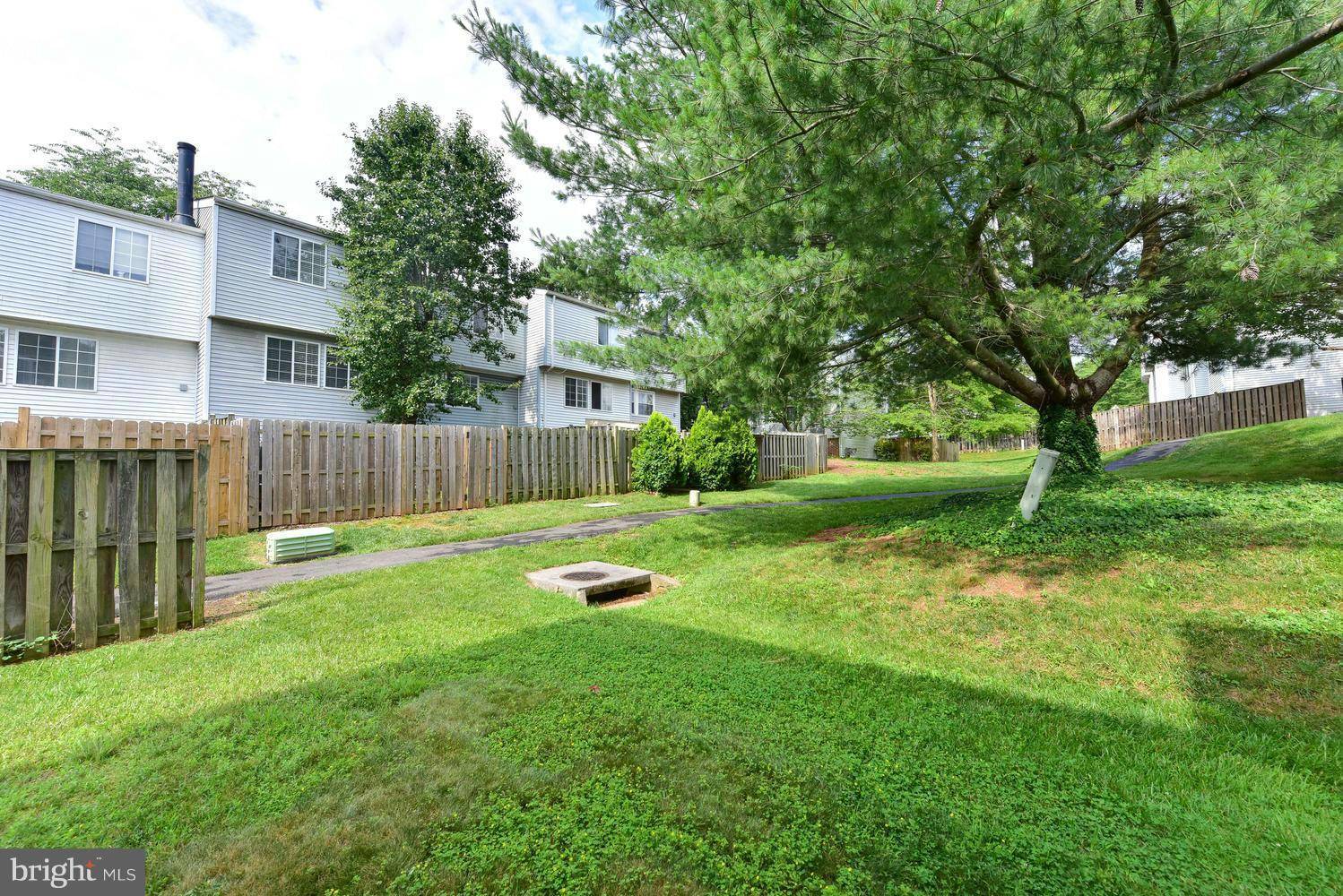 Falls Church, VA 22042,2838 NEW PROVIDENCE CT